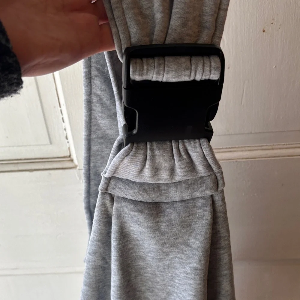 Stylish Gray Pet Carrier by Tomkas